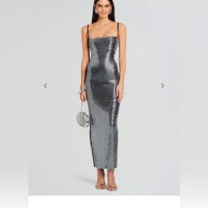 Kyree Retrofete Dress - Size Medium